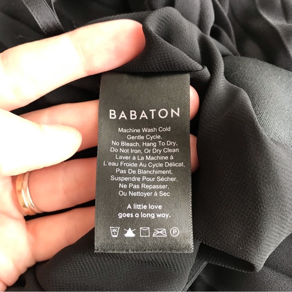 Babaton Aritzia mini skirt black great condition pleated - Picture 7 of 8